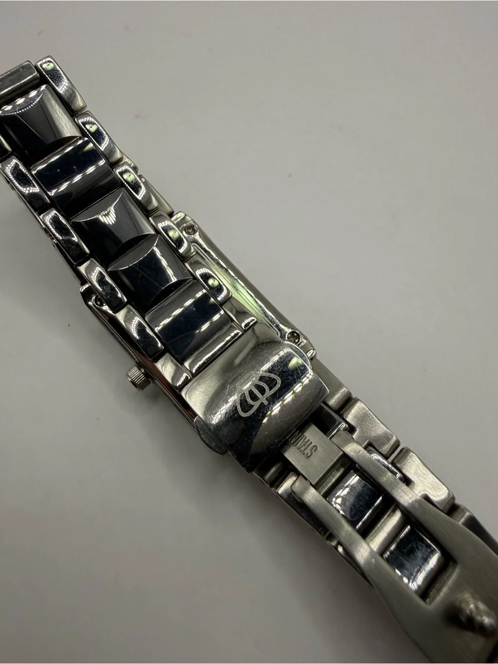 Tian Wang Sapphire Crystal Women's Watch (Needs Battery) Silver Band Charcoal